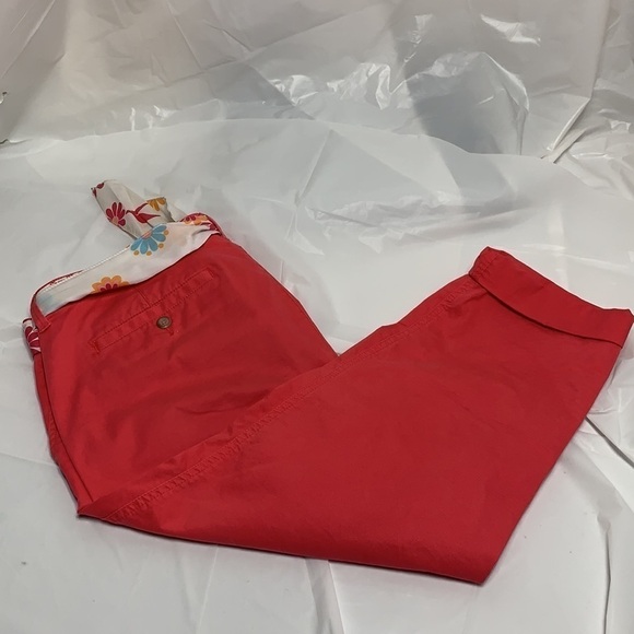WOMEN’S Gap Pink Girlfriend Khaki Capri Pant W/ shear belt Size 12 - Picture 3 of 9